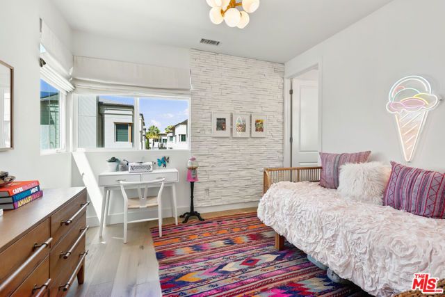 12824 S Seaglass Circle, Los Angeles, CA 90094