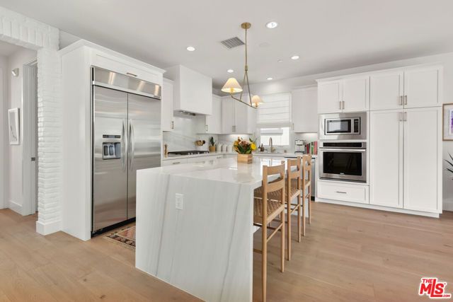 12824 S Seaglass Circle, Los Angeles, CA 90094