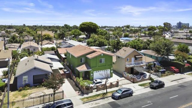 10520 California Avenue, South Gate, CA 90280