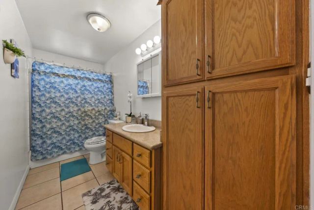 10520 California Avenue, South Gate, CA 90280