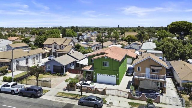 10520 California Avenue, South Gate, CA 90280