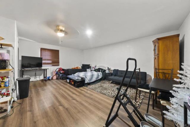 10520 California Avenue, South Gate, CA 90280