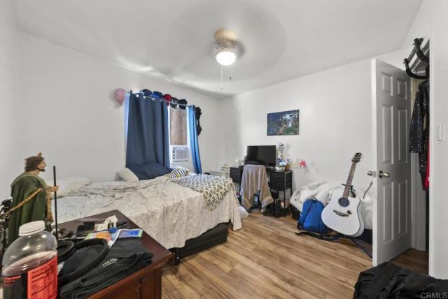 10520 California Avenue, South Gate, CA 90280
