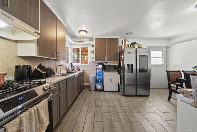 10520 California Avenue, South Gate, CA 90280