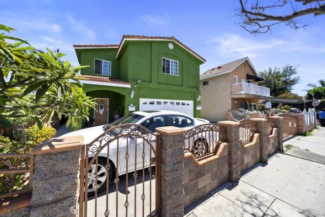 10520 California Avenue, South Gate, CA 90280