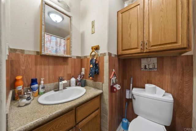 10520 California Avenue, South Gate, CA 90280