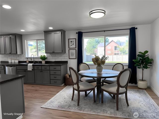 11220 SE 212th Street, Kent, WA 98031