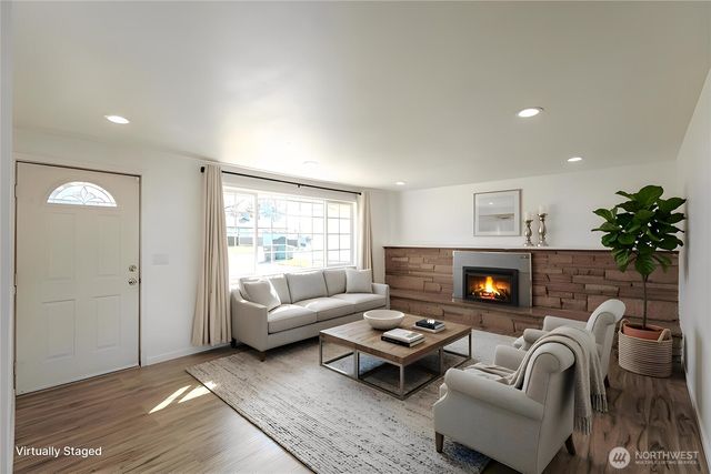 11220 SE 212th Street, Kent, WA 98031