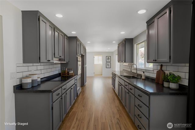 11220 SE 212th Street, Kent, WA 98031