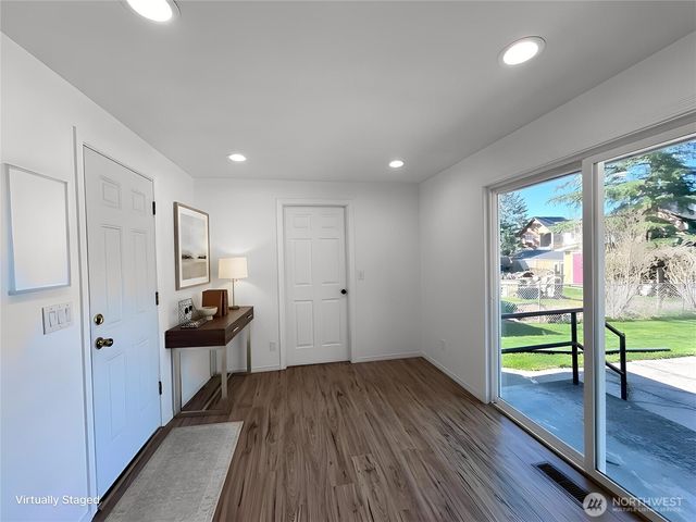 11220 SE 212th Street, Kent, WA 98031