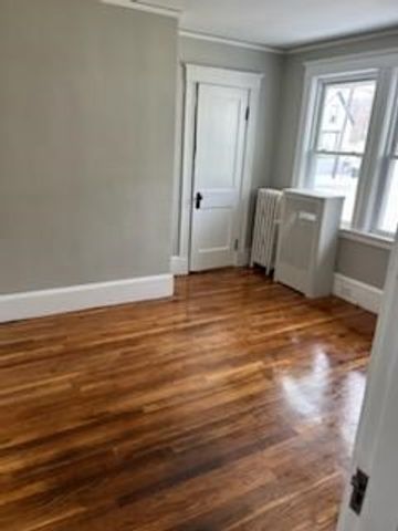 311 Essex St, Saugus, MA 01906