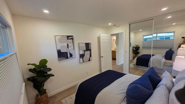 124 Flynn Avenue A, Mountain View, CA 94043