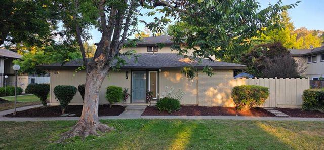 124 Flynn Avenue A, Mountain View, CA 94043