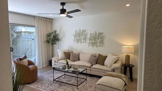 124 Flynn Avenue A, Mountain View, CA 94043