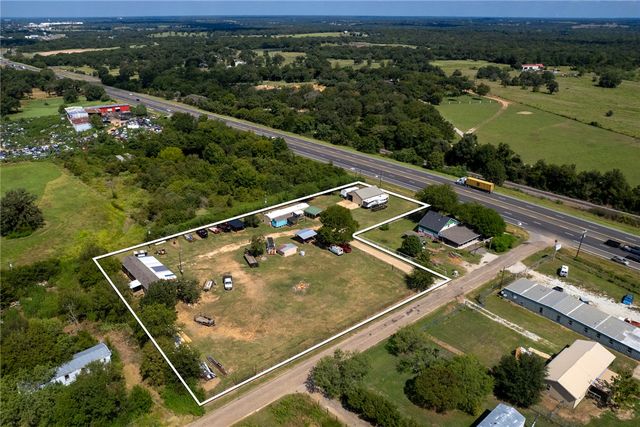 11846 Prairie Hill Drive, Hearne, TX 77859