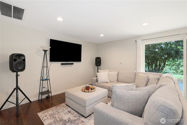 3641 SW 318th Street, Federal Way, WA 98023