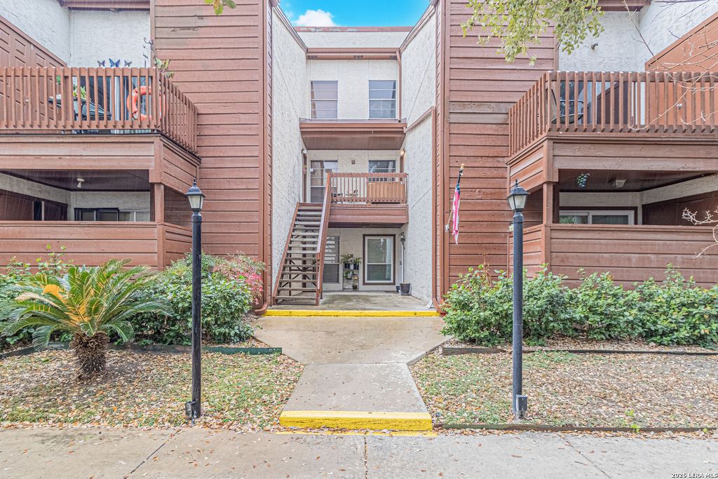 10527 Perrin Beitel Rd Apt C211, San Antonio, TX 78217