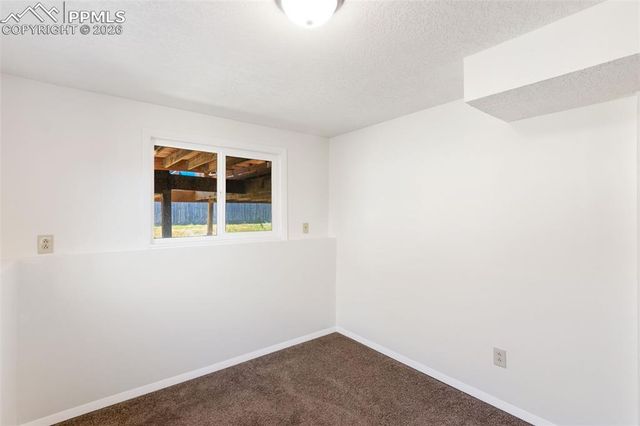 6635 Grand Valley Drive, Colorado Springs, CO 80911