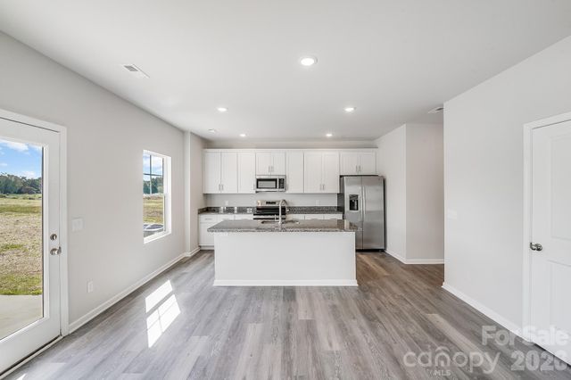 125 Red Cedar Lane, Statesville, NC 28625