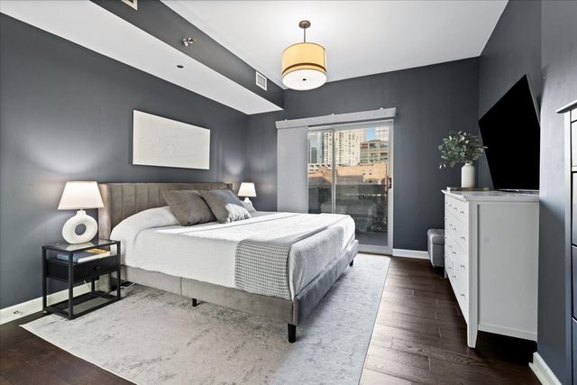 720 W RANDOLPH Street 503, Chicago, IL 60661