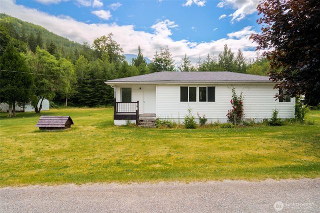 48224 Moen Road, Concrete, WA 98237