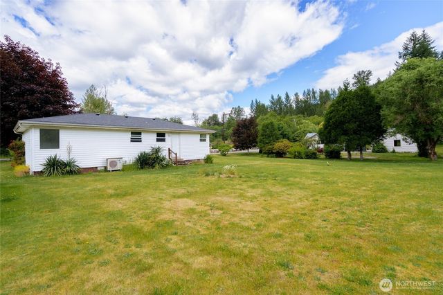 48224 Moen Road, Concrete, WA 98237