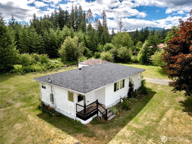 48224 Moen Road, Concrete, WA 98237