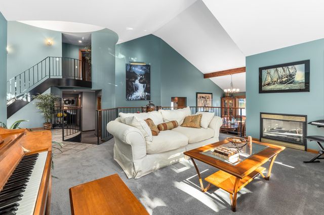 20 Bonardi Drive, Enfield, NH 03748