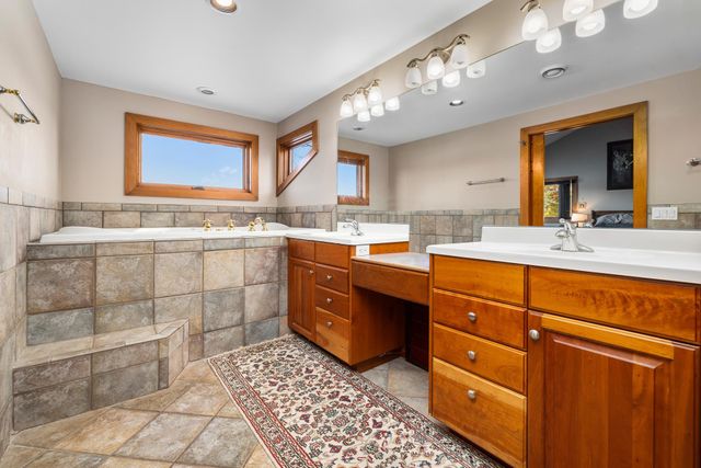 20 Bonardi Drive, Enfield, NH 03748