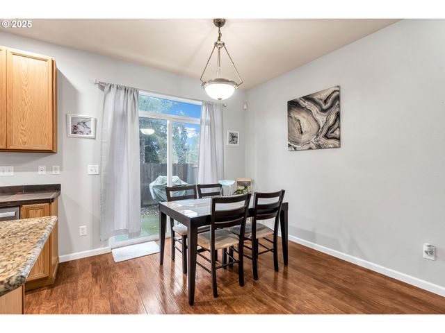 2705 Se 74TH Way, Hillsboro, OR 97123