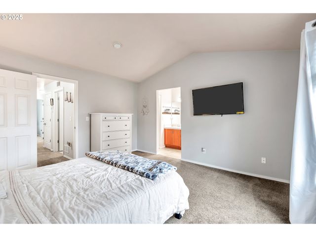 2705 Se 74TH Way, Hillsboro, OR 97123