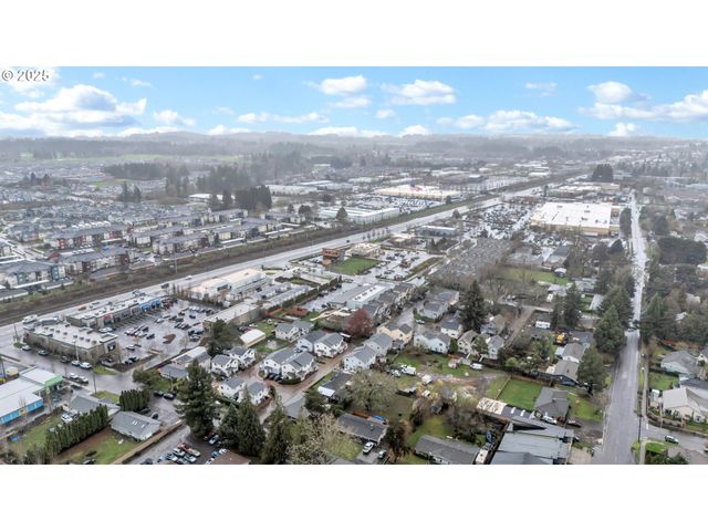 2705 Se 74TH Way, Hillsboro, OR 97123