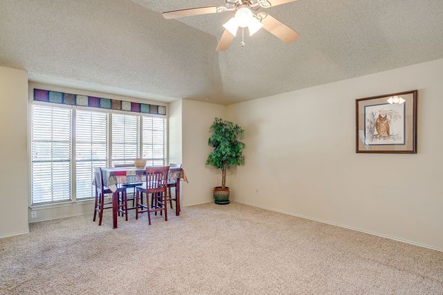 2428 Chestnut Way, Bedford, TX 76022