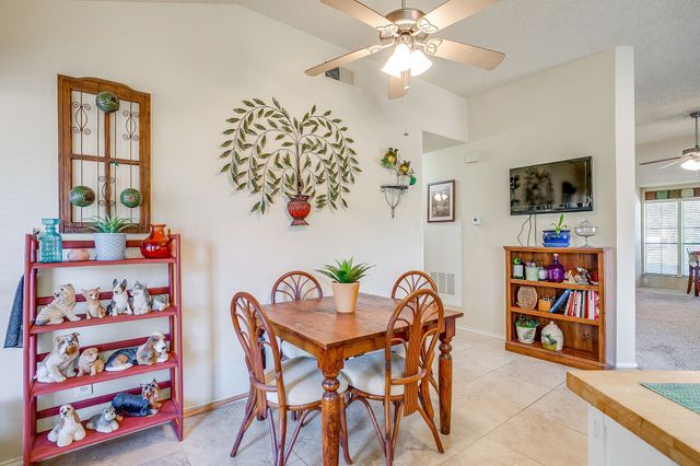 2428 Chestnut Way, Bedford, TX 76022