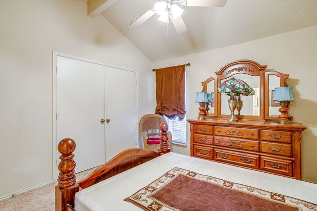 2428 Chestnut Way, Bedford, TX 76022