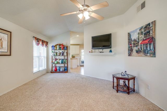 2428 Chestnut Way, Bedford, TX 76022