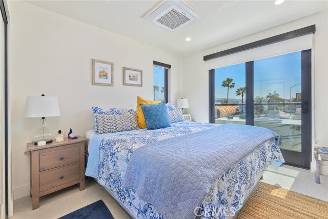 504 E Balboa Blvd, Newport Beach, CA 92661