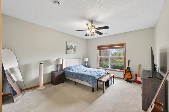 1099 Barclay Street, Saint Paul, MN 55106