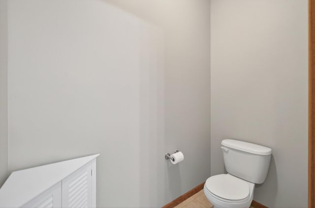 1099 Barclay Street, Saint Paul, MN 55106