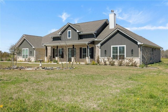 3266 Hunters Crossing Trail, Bryan, TX 77808