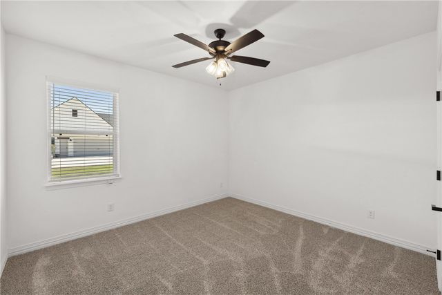 3266 Hunters Crossing Trail, Bryan, TX 77808