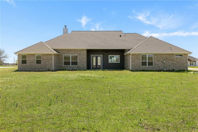 3266 Hunters Crossing Trail, Bryan, TX 77808