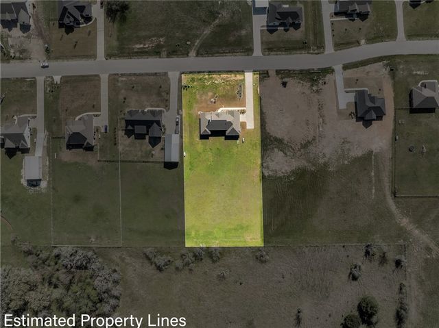 3266 Hunters Crossing Trail, Bryan, TX 77808