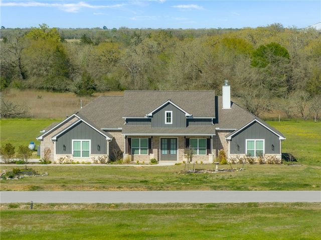3266 Hunters Crossing Trail, Bryan, TX 77808