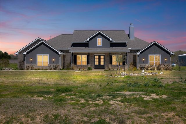 3266 Hunters Crossing Trail, Bryan, TX 77808