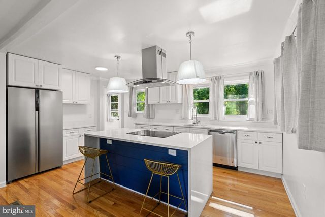 8808 LEONARD DR, Silver Spring, MD 20910