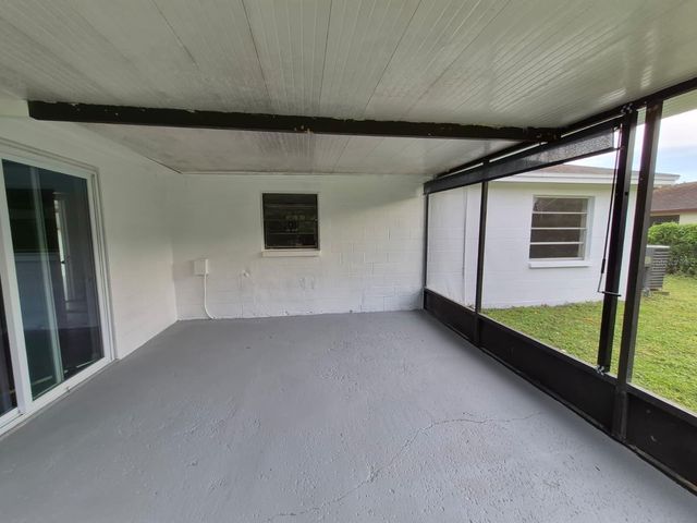 1726 ELISE MARIE DRIVE, Seffner, FL 33584