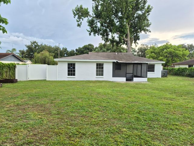 1726 ELISE MARIE DRIVE, Seffner, FL 33584