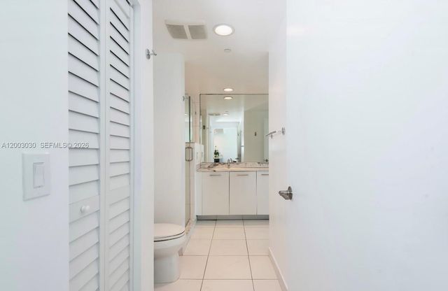 55 SE 6th St 3403, Miami, FL 33131