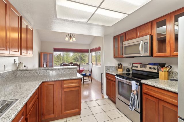 2544 Rio Bravo Cir, Sacramento, CA 95826